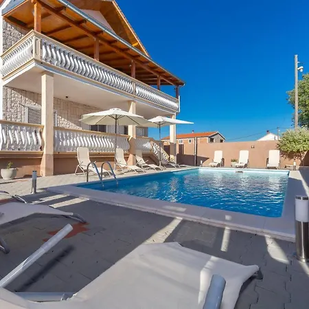 Apartmani Dada Biograd Na Moru Extérieur photo
