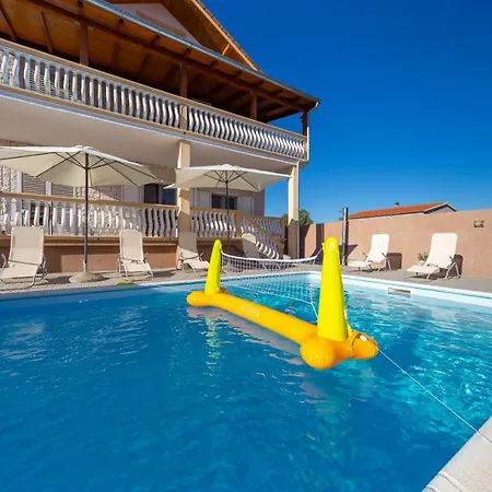Apartmani Dada Biograd Na Moru Extérieur photo